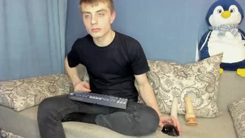 bristlebback online show from 04-21-26, 03:28