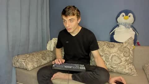 Snapshot of bristlebback chatting on 05-13-26, 04:48 bristlebback online show from 05-13-26, 04:48
