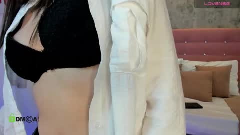 Brithany online show from 11-15-25, 09:00