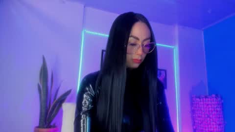 Brithany online show from 09-25-25, 02:32