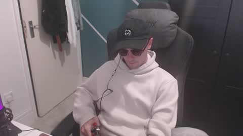 britishbigdick_ online show from 10-02-25, 06:04