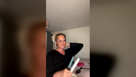 britishcumslut_10 online show from 04-21-26, 07:03