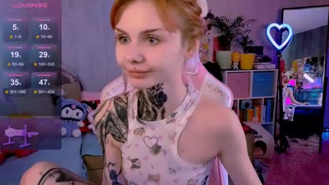 Britney online show from 09-21-25, 01:02