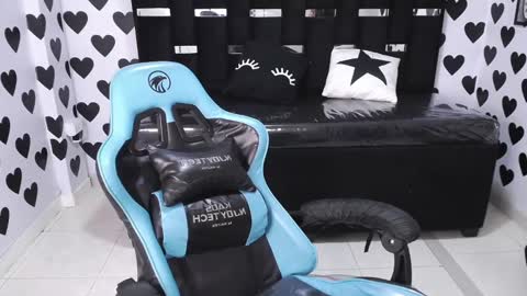 Britney  online show from 02-23-25, 09:44