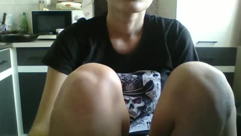 Britney online show from 03-04-25, 01:59