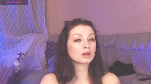 britneybarker online show from 01-11-25, 03:02