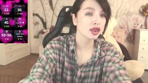 britneybarker online show from 10-06-25, 02:42