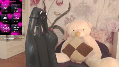 britneybarker online show from 11-29-25, 02:58