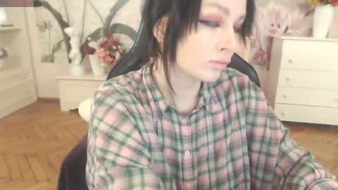 britneybarker online show from 04-14-26, 08:26