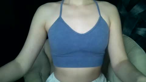 Snapshot of britneykittens chatting on 01-07-25, 01:14 BritneyKittens online show from 01-07-25, 01:14