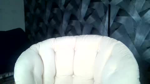 Snapshot of britneykittens chatting on 01-14-25, 03:01 BritneyKittens online show from 01-14-25, 03:01