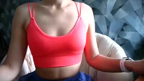 Snapshot of britneykittens chatting on 10-06-25, 06:22 BritneyKittens online show from 10-06-25, 06:22