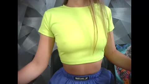 BritneyxKittens online show from 10-18-25, 04:26