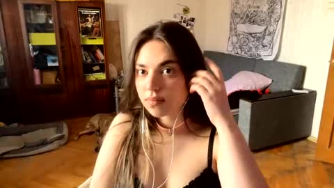 Snapshot of brittaniemarash chatting on 03-14-26, 11:15 Lara online show from 03-14-26, 11:15