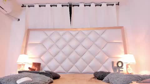 Brittany  online show from 06-11-26, 12:32