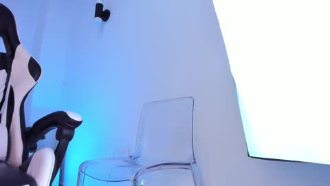   online show from 02-18-25, 02:06