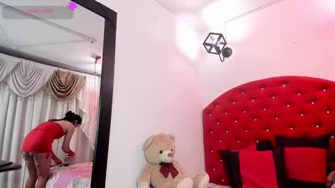 Snapshot of brittany_williams_ chatting on 03-01-25, 12:23   online show from 03-01-25, 12:23