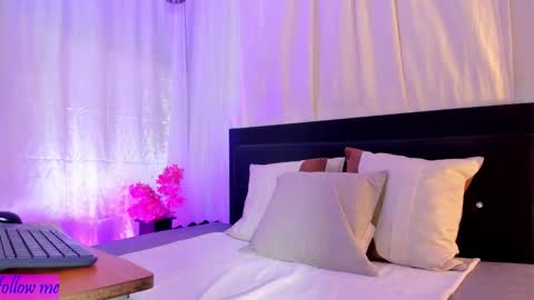   online show from 02-11-26, 04:17