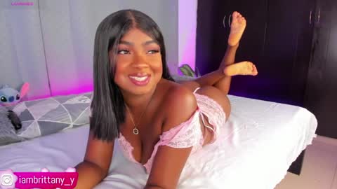 Snapshot of brittanyjhonnns chatting on 04-11-26, 08:40 brittany 25 years old happy as a worm online show from 04-11-26, 08:40