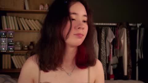 Snapshot of britthe chatting on 11-09-25, 11:08 Lina online show from 11-09-25, 11:08