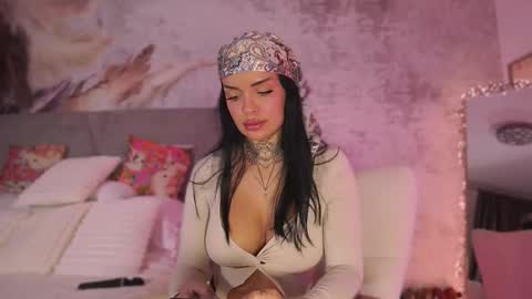 BriannaMoon online show from 10-19-25, 05:02