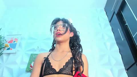 BRIYIT     online show from 01-07-25, 11:48