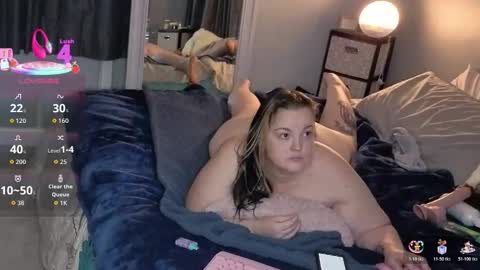 brkenprincess81 online show from 11-24-25, 10:37