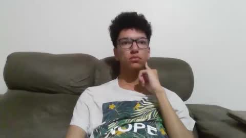 Snapshot of brocklow chatting on 03-10-25, 01:23 Derek Richard online show from 03-10-25, 01:23