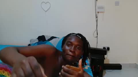 broken_haloo online show from 04-13-26, 06:57