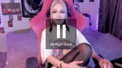 Martha online show from 11-24-25, 01:22