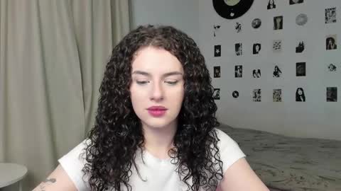 Brook  Help me collect 100 reactions  online show from 10-11-25, 08:13