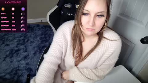 Snapshot of brookebee27 chatting on 02-28-25, 06:43 brookebee online show from 02-28-25, 06:43