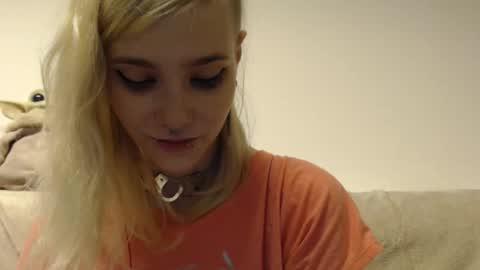 Snapshot of brookewylde_20 chatting on 12-17-25, 04:57 brookewylde_20 online show from 12-17-25, 04:57