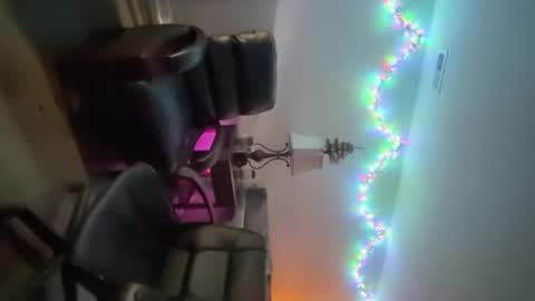 Snapshot of brookiebabyyyx3 chatting on 12-28-24, 10:58 brooke online show from 12-28-24, 10:58