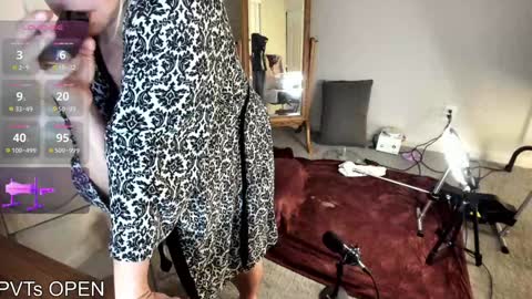 Brooklyn  online show from 09-21-25, 04:25