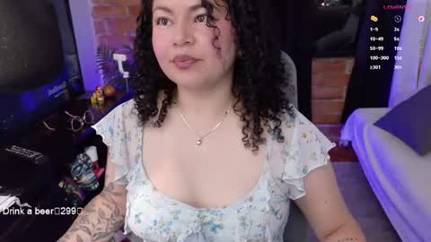 Snapshot of broonte chatting on 06-14-26, 12:30 Miss online show from 06-14-26, 12:30