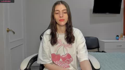 broosnica1 online show from 12-21-25, 08:21