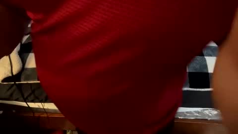 brownbootie1 online show from 01-27-25, 07:56