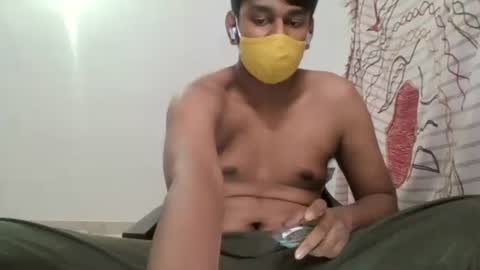 Snapshot of brownguy2505 chatting on 12-21-24, 12:49 brownguy2505 online show from 12-21-24, 12:49