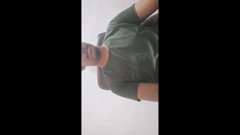 brownguy2505 online show from 12-05-25, 06:44