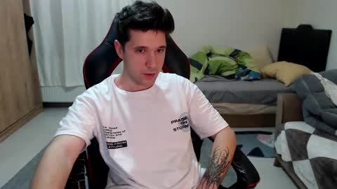 Snapshot of brownhaiir chatting on 03-05-25, 11:38 brownhaiir online show from 03-05-25, 11:38