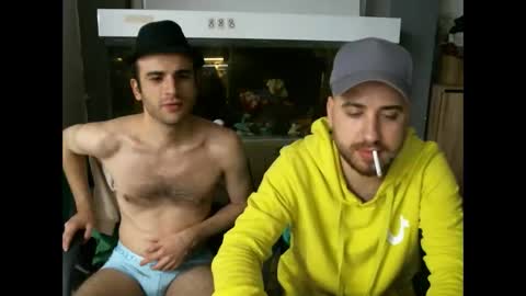 Snapshot of brownhaiir chatting on 10-19-25, 11:16 brownhaiir online show from 10-19-25, 11:16