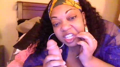 brownroundrenee online show from 03-11-25, 09:56