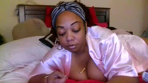 brownroundrenee online show from 02-02-26, 02:27