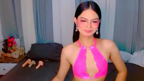 Roberta  GODDESS OF PLEASURE AND SEXUALDESIRE   online show from 10-07-25, 02:03