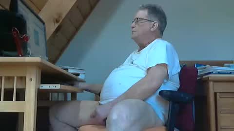 brubar online show from 04-26-26, 05:43