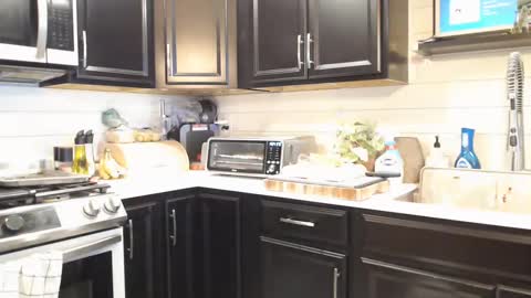 Bruce online show from 09-16-25, 12:11