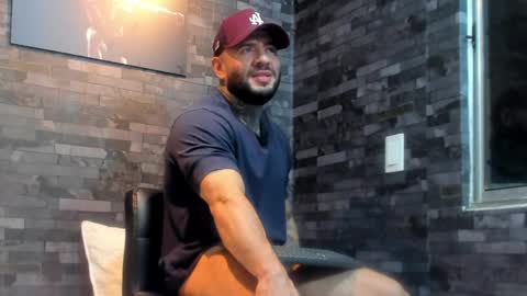 brucedallas online show from 04-12-26, 01:32