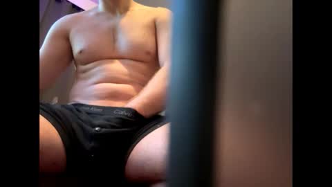 Snapshot of brucelogan80 chatting on 12-01-25, 01:43 brucelogan80 online show from 12-01-25, 01:43