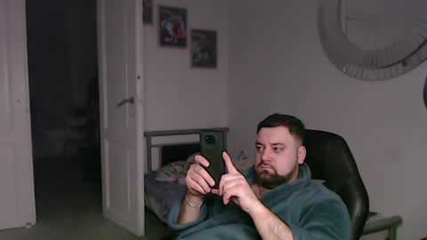 Bruce online show from 12-18-24, 08:47